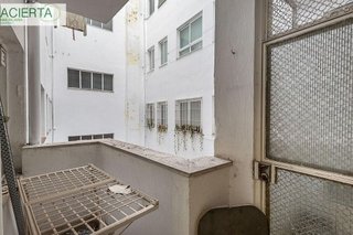 Piso en venta en Pajaritos - Plaza de Toros en Granada