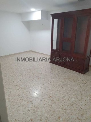 Local comercial en venta en San Francisco en Lucena