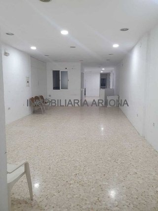 Local comercial en venta en San Francisco en Lucena