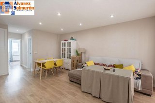 Piso en venta en Centro - Sagrario en Granada
