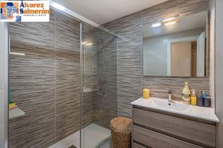 Piso en venta en Centro - Sagrario en Granada