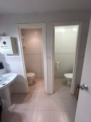 Local comercial en venta en Hostafrancs en Barcelona