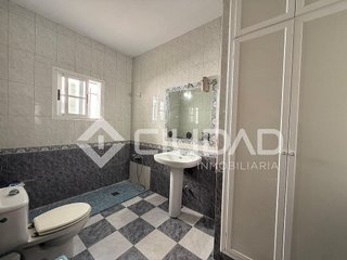 Chalet en venta en Centro - Norte en Chipiona