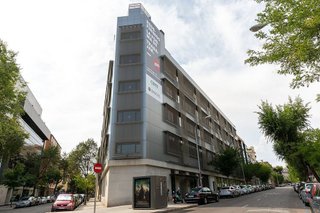 Oficina en alquiler en Palos de Moguer en Madrid