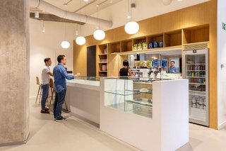 Oficina en alquiler en Palos de Moguer en Madrid