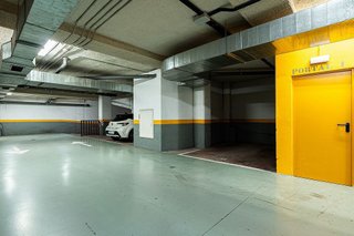 Garaje en venta en Ensanche de Vallecas - Valdecarros en Madrid