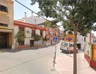 Casa adosada en venta en Cabra