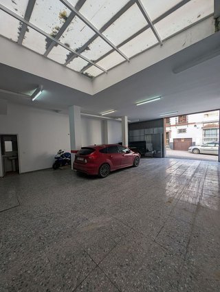 Garaje en venta en Olvera