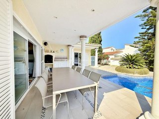 Chalet en venta en Empuriabrava en Castelló d´Empúries