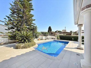 Chalet en venta en Empuriabrava en Castelló d´Empúries