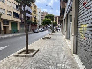 Local comercial en alquiler en Centro en Gandia