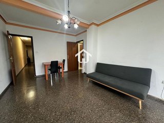 Piso en venta en Benalúa en Alicante