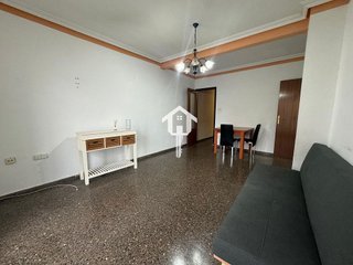 Piso en venta en Benalúa en Alicante
