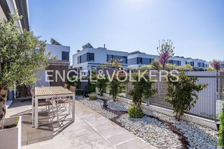 Casa pareada en venta en Nuevo Bulevar en Mairena del Aljarafe