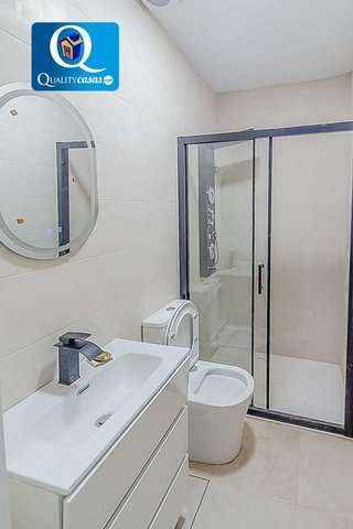 Local comercial en venta en Carolinas Bajas en Alicante