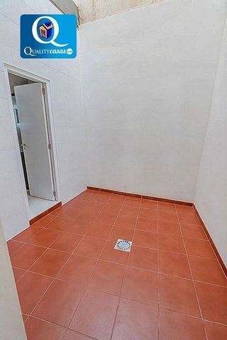 Local comercial en venta en Carolinas Bajas en Alicante
