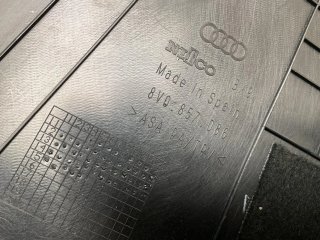 Moldura dcha Salpicadero Audi A3 2012-2020