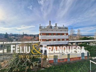 Garaje en venta en Can Mates  - Volpelleres en Sant Cugat del Vallès