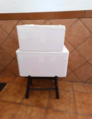2 Neveras de Corcho Blanco