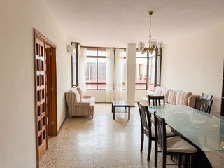 Piso en venta en Santa Catalina - Canteras en Palmas de Gran Canaria(Las)