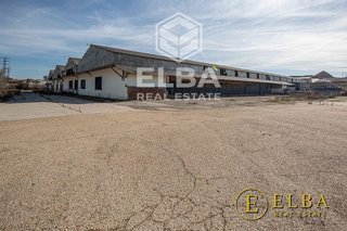 Nave industrial en venta en Torres de la Alameda