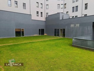 Local comercial en venta en Vallobín - La Florida en Oviedo