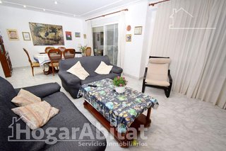 Piso en venta en Zona Avenida al Vedat en Torrent