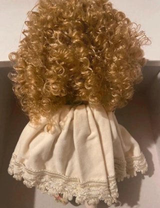 Bambola porcellana vintage