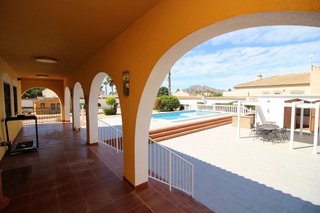 Chalet en venta en Catral