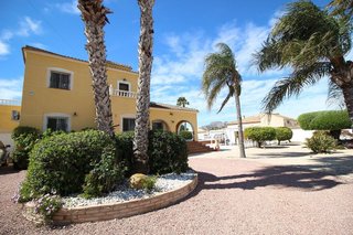 Chalet en venta en Catral