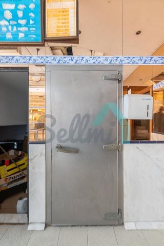 Local comercial en venta en Campo San Francisco - Plaza de América en Oviedo