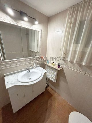 Piso en venta en Playamar en Torremolinos