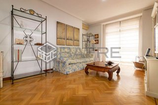 Piso en venta en Adelfas en Madrid