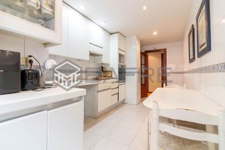 Piso en venta en Adelfas en Madrid