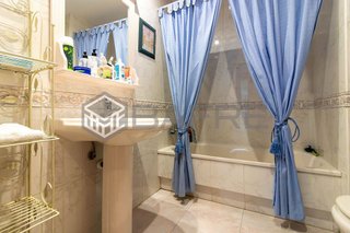 Piso en venta en Adelfas en Madrid