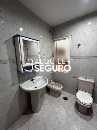 Piso en alquiler en Inmobiliaria - Barreda en Torrelavega