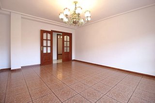 Piso en venta en Natahoyo en Gijón