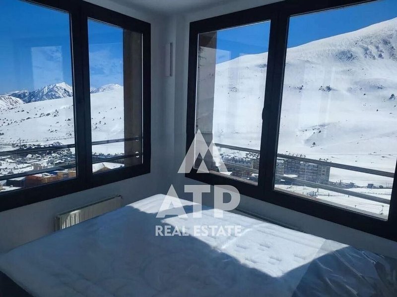 3-bedroom flat for rent in Pas de la Casa, Encamp · 27 of 41