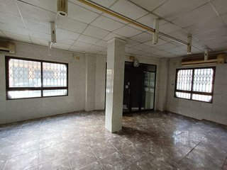 Local comercial en venta en Zona Llombai en Burriana