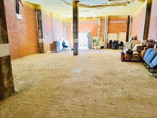 Local comercial en venta en Girón - Villa del Prado en Valladolid