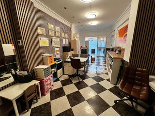Local comercial en venta en Gamarra - La Trinidad en Málaga