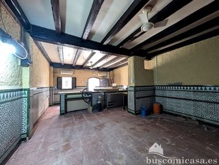 Local comercial en venta en Centro Ciudad en Linares