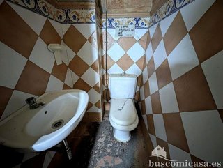 Local comercial en venta en Centro Ciudad en Linares