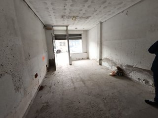 Local comercial en venta en Franciscanos en Albacete