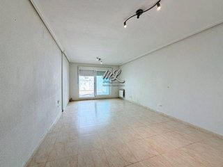 Casa adosada en venta en Buenavista-Valparaíso-La Legua en Toledo