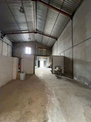 Nave industrial en venta en Las Bayas en Elche