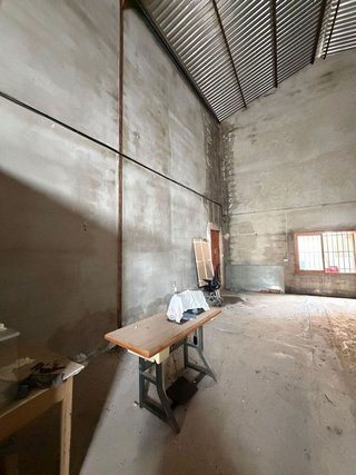 Nave industrial en venta en Las Bayas en Elche