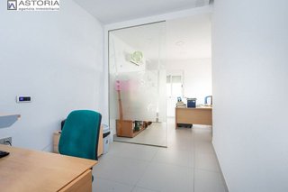 Local comercial en venta en Barrio de Zaidín en Granada