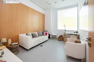 Local comercial en venta en Barrio de Zaidín en Granada