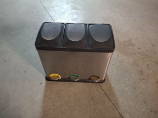 Contenedor de reciclaje 3 compartimentos